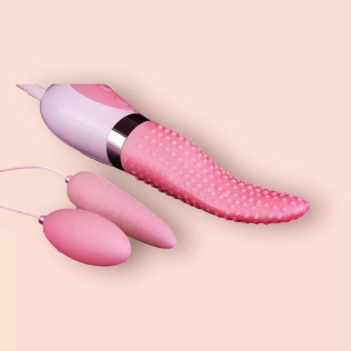 Lưỡi liếm massa âm đạo kèm 2 trứng rung siêu kích thích